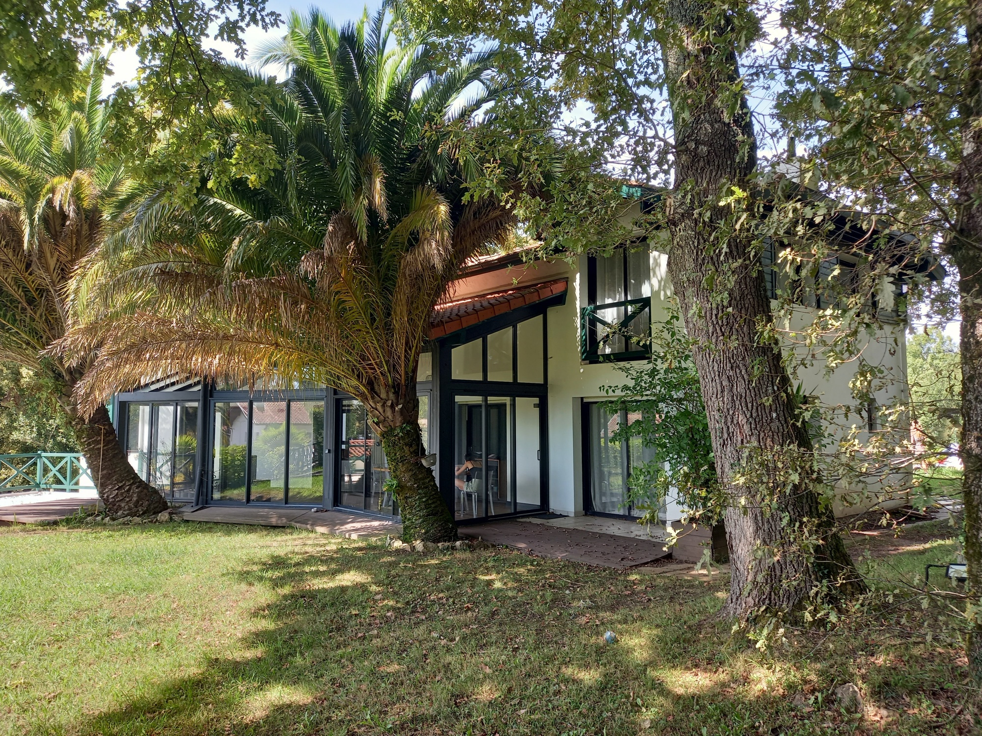 vente maison à SAINT-PIERRE-D'IRUBE - 996 000